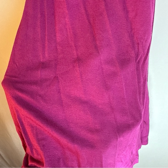 LOFT Magenta Sleeveless Blouse Size Medium NWT - Picture 3 of 6